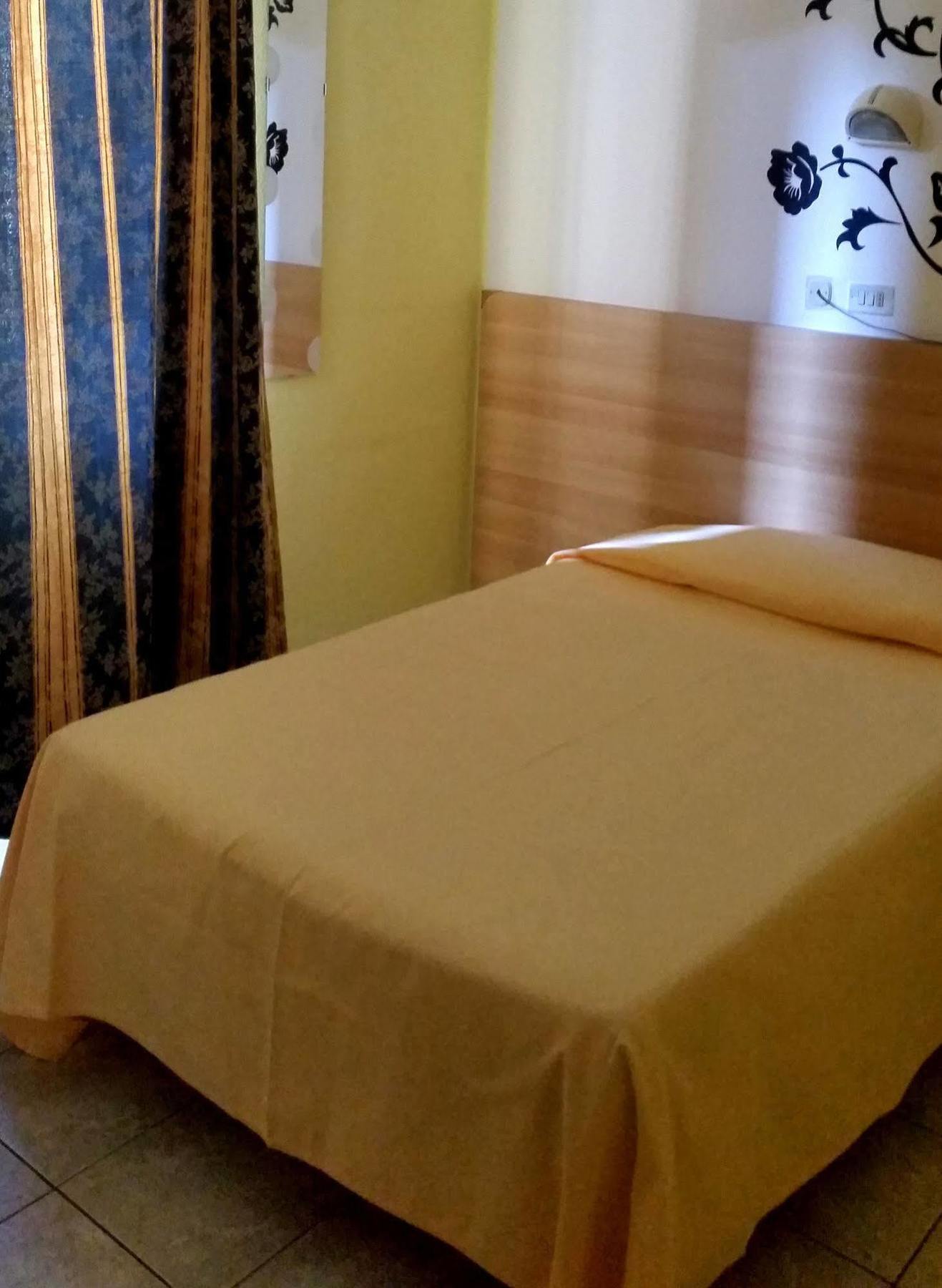 Hotel Stazione Novara Buitenkant foto